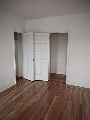 Rented by Albert Attias, LREB | media 14