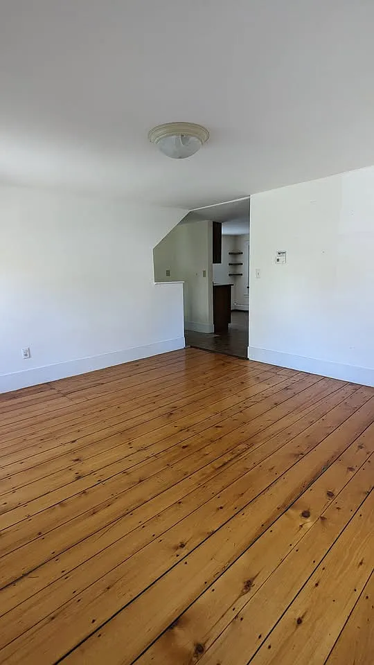 1 bed, 700 sqft, $1,575 — Photo 4