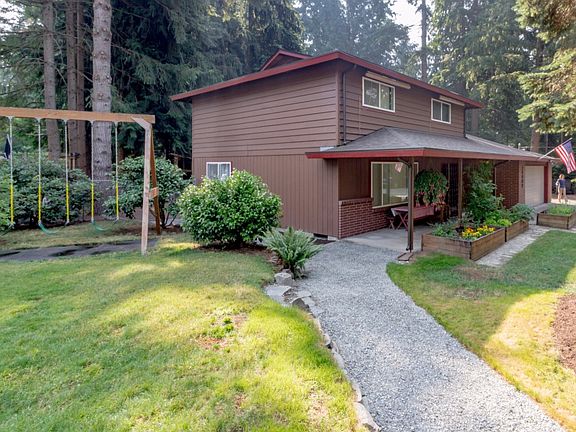 2nd image of 14909 108th Ave E
