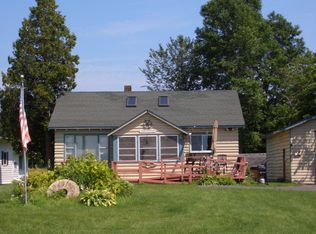 439 Cumberland Head Rd, Plattsburgh, NY 12901