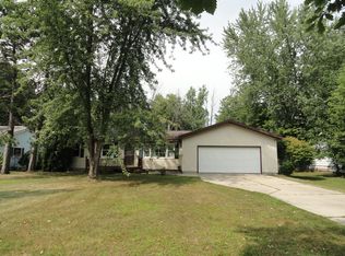 4414 W Wackerly St, Midland, MI 48640