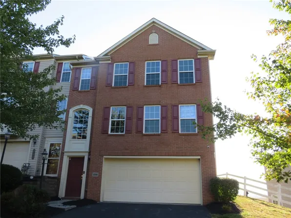 238 Maple Ridge Dr, Canonsburg, PA 15317