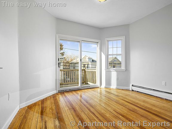 2nd image of 42 William St #2A