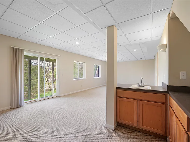 31216 Kingswood Blvd — Photo 41