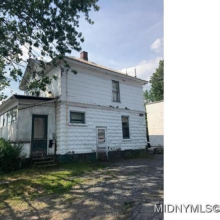 2nd image of 732 Erie Blvd W
