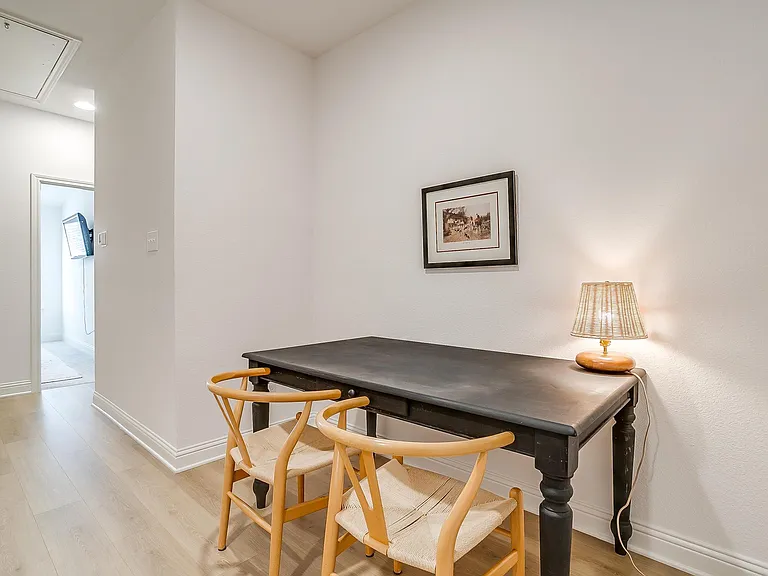 215 Athenia Dr — Photo 19