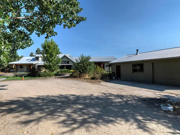 300 Poplar Ln, Florence, MT 59833