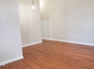 2300 S 10th St APT B, Saint Louis, MO 63104