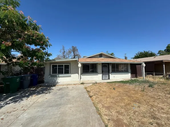 1073 8th St, Orange Cove, CA 93646