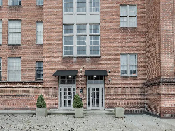 2043 Random Rd APT 9, Cleveland, OH 44106