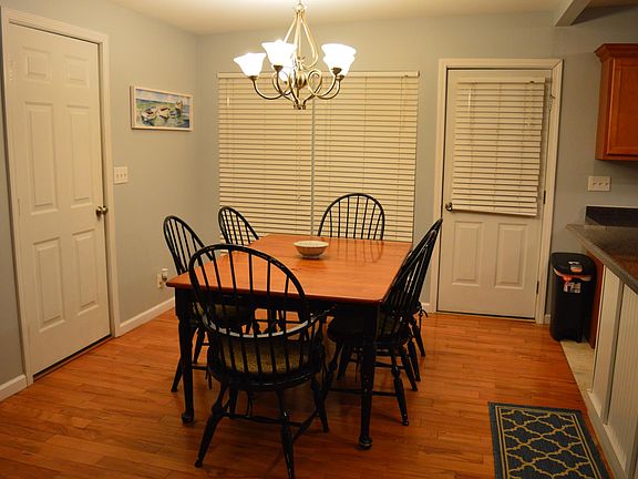 2nd image of 4945 Saint Gemme Ln