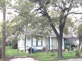 819 N Spring St, San Antonio, TX 78207