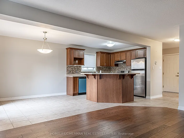 1202 Smither Rd — Photo 5