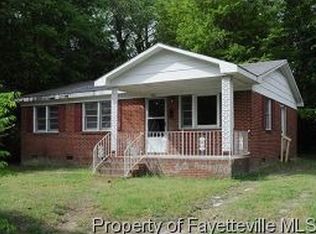1811 Slater Ave, Fayetteville, NC 28301