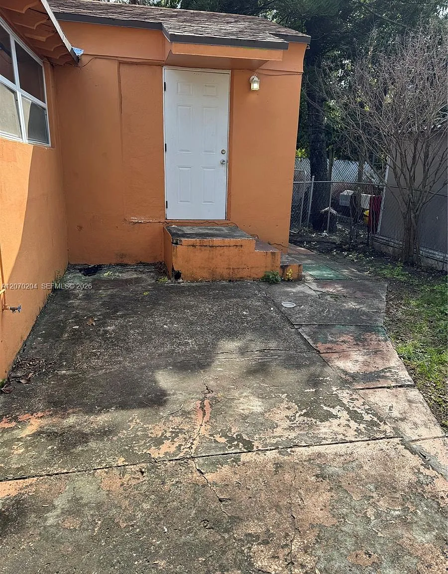 Hollywood Lawns — Photo 4