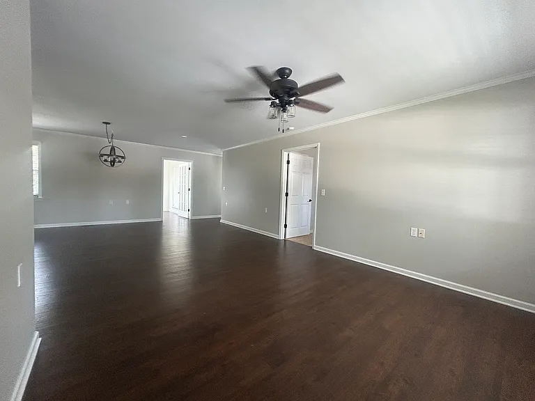 17 Hawthorne Trl — Photo 7