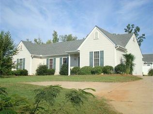 11116 Watson Dr, Seneca, SC 29672