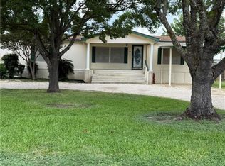 612 Longhorn Trl, Seguin, TX 78155