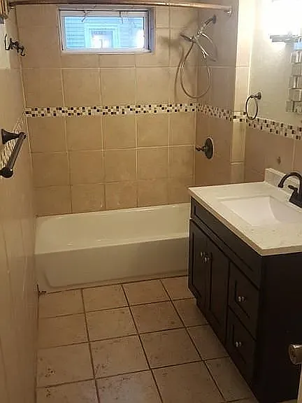 26 Richmond St #2 — Photo 3