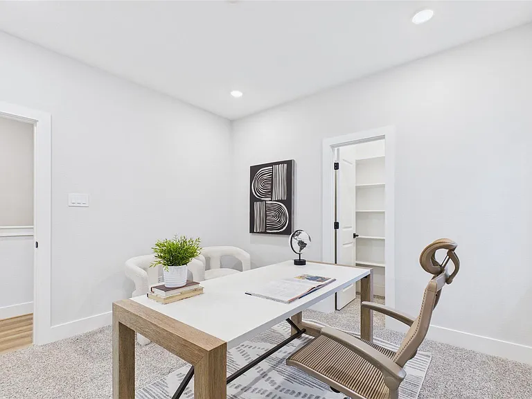 5027 Golden Forest Dr #C — Photo 24