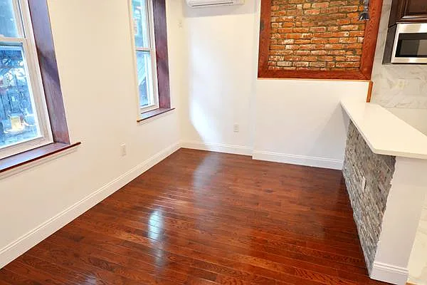 Rented by Avenue Sotheby's International Realty | media 22