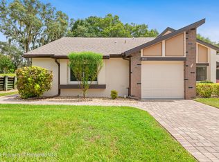 7413 Heather Walk Dr, Weeki Wachee, FL 34613