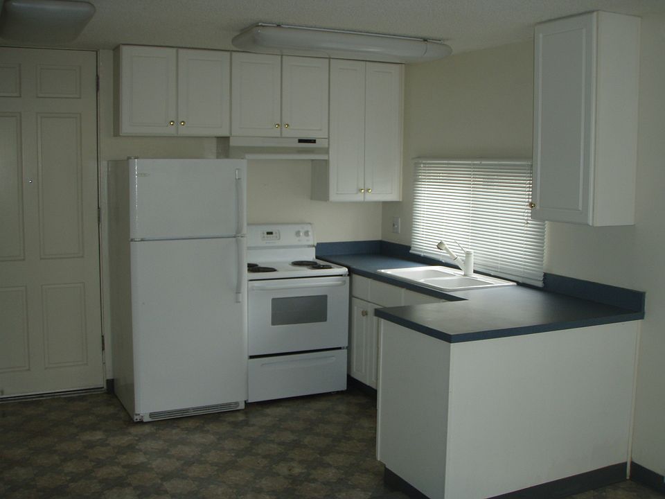 2nd image of 1304 Felspar St APT A