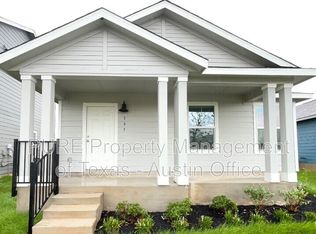 185 Magalia Ln, San Marcos, TX 78666