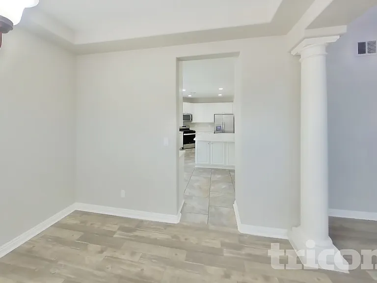 9024 Picket Fence Ave — Photo 6