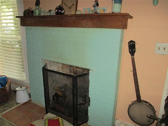 3rd image of 1815 Fm 499