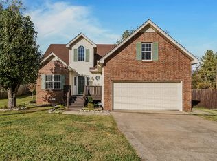 535 Woodland Hills Dr, La Vergne, TN 37086