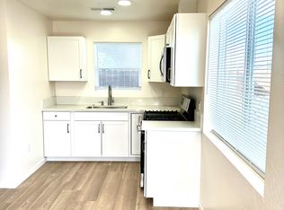 827 N Divisadero St, Visalia, CA 93291