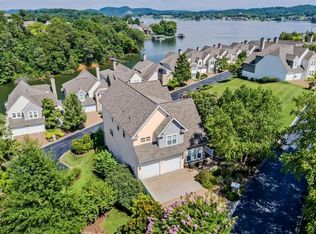 2111 Cottage Row Ln, Knoxville, TN 37922