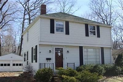 2nd image of 2613 Hawthorne Rd