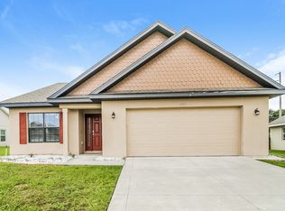 4057 Abaco Dr, Tavares, FL 32778