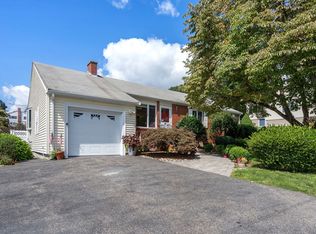 39 Augustus Rd, Waltham, MA 02452