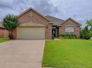 320 N Treyton Pl, Noble, OK 73068