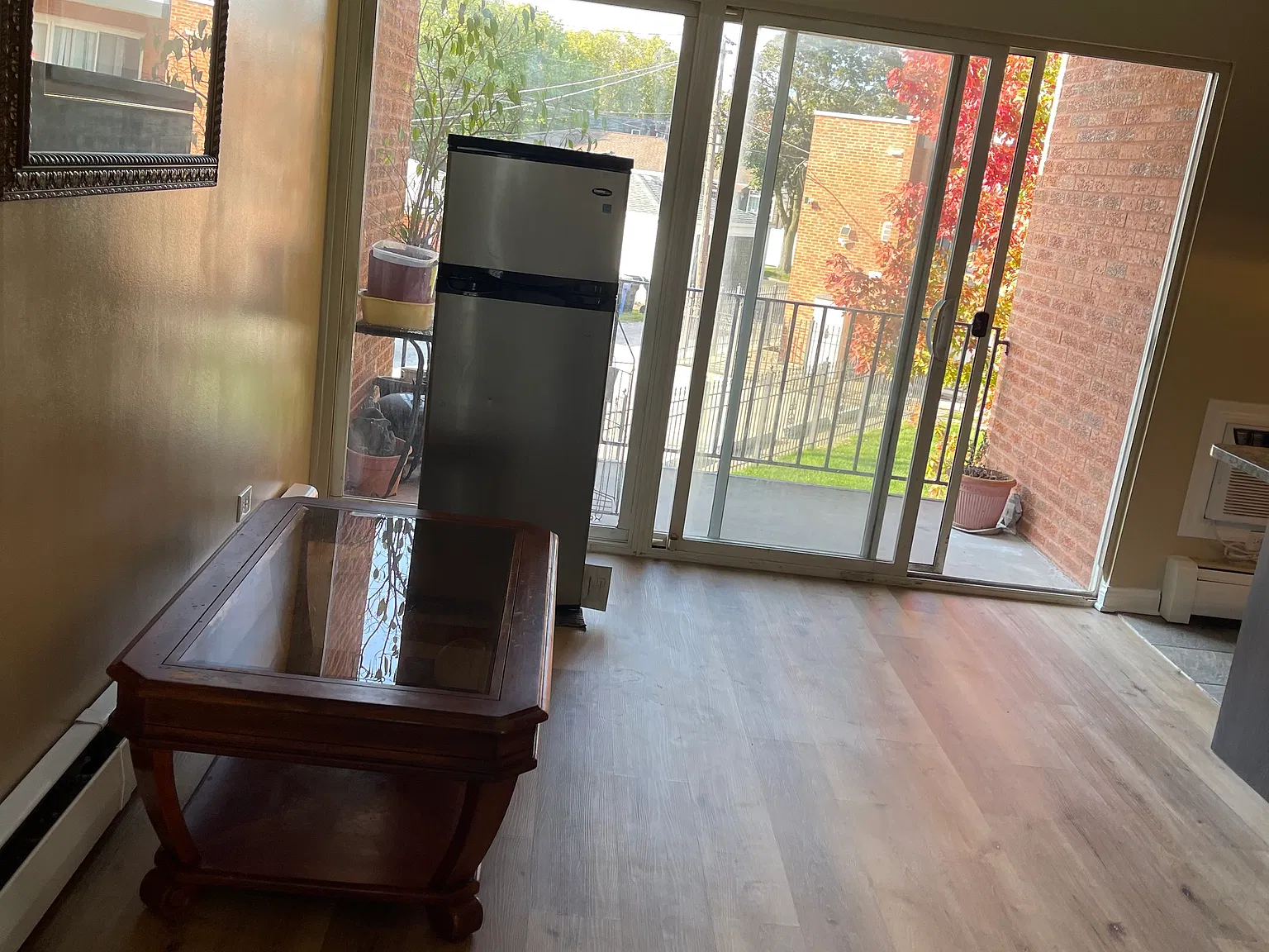 1 bed, 220 sqft, $1,600 — Photo 1