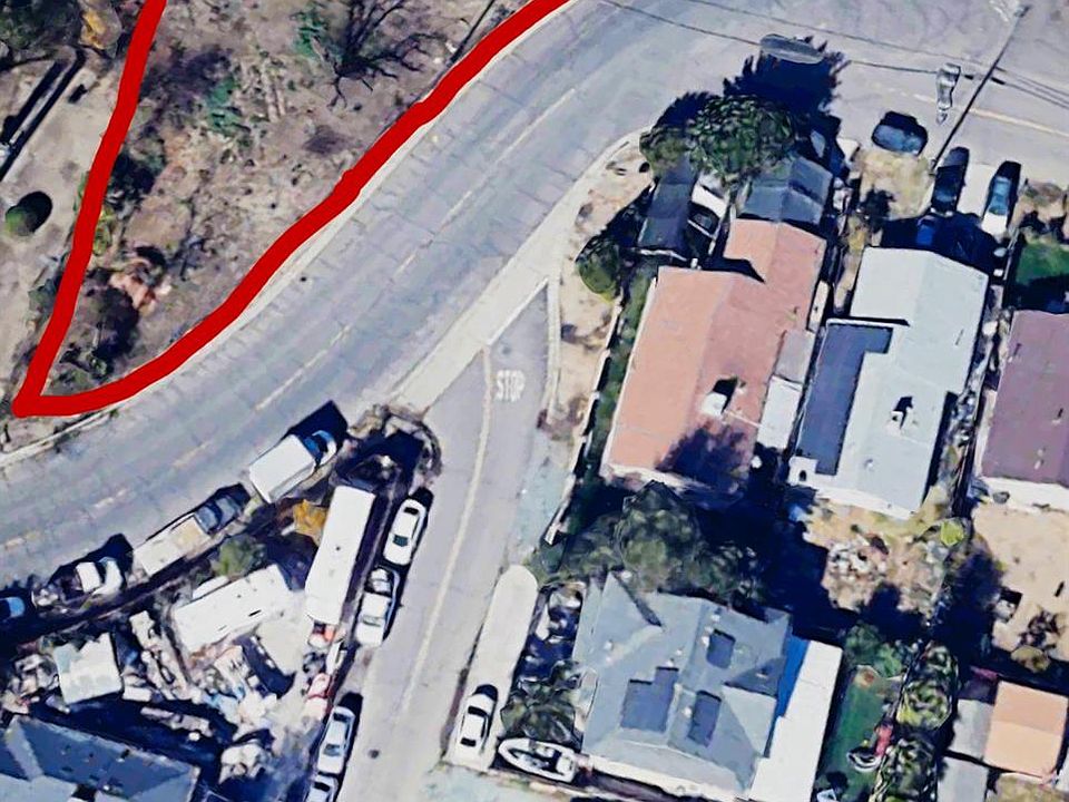 2nd image of 1661 W Hazelton Ave