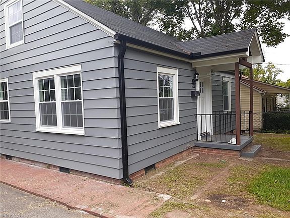 4th image of 3903 Oak Grove Ave