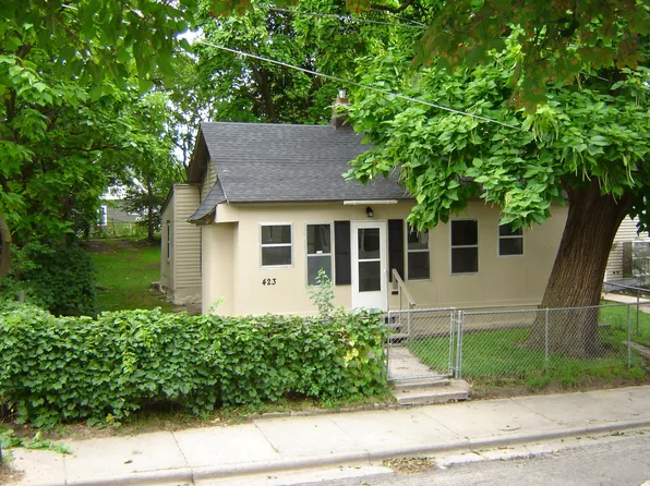 423 Breens Ct SW, Grand Rapids, MI 49503
