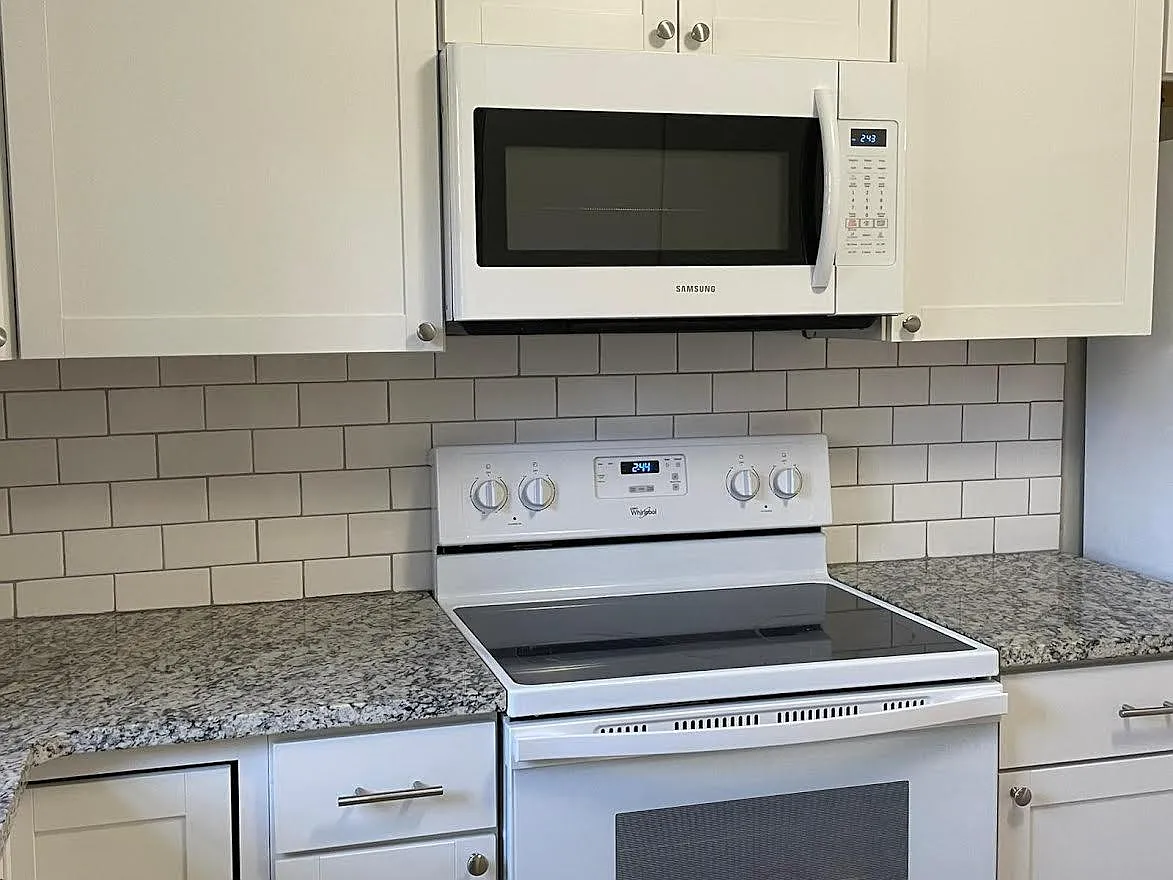 2 bed, 1368 sqft, $1,650 — Photo 3