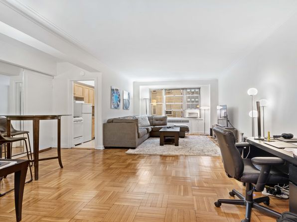 220 Madison Ave APT 3L