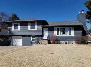 935 N Brookside Dr, Colby, KS 67701