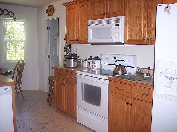 KITCHEN (2)