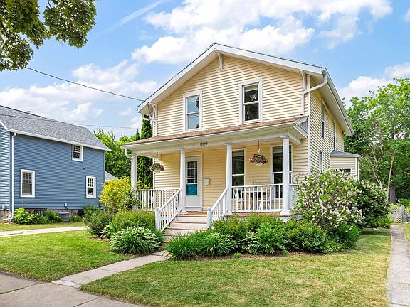 820 E Washington
