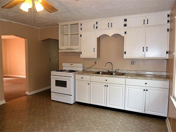 4th image of 4940 Lincliff Dr