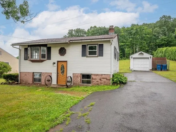 207 Labelle St, West Springfield, MA 01089