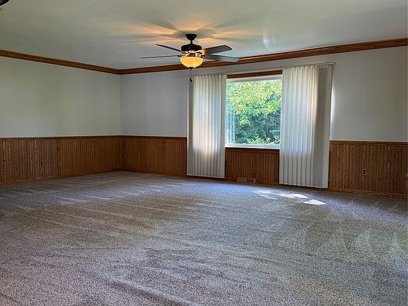 3rd image of 8530 Perry Hwy
