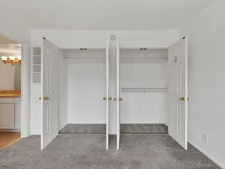 3502 Gardens East Dr #B — Photo 33
